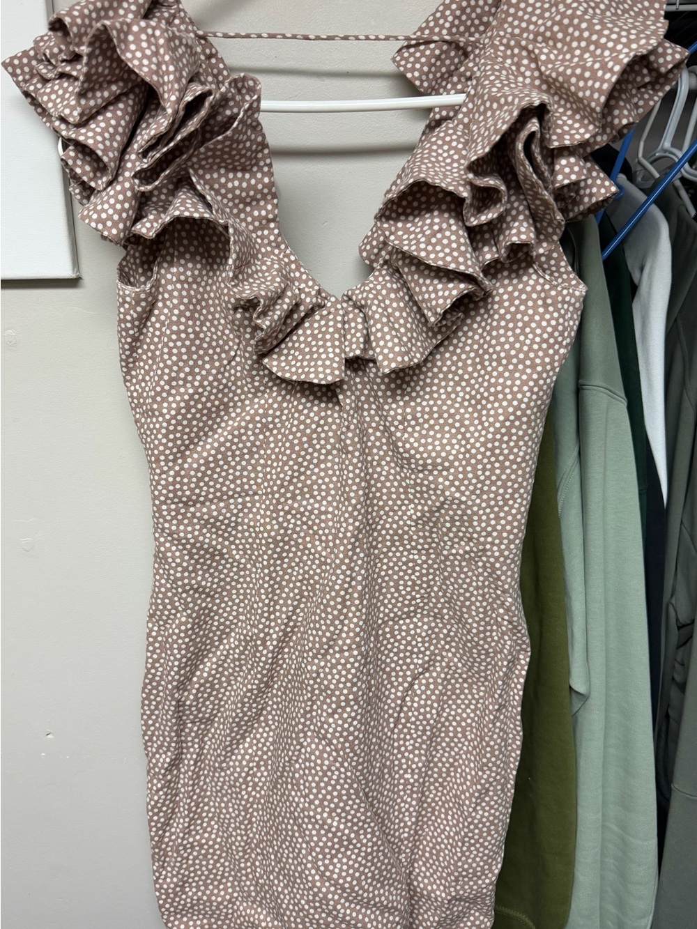 Bardot Polka Dot Linen Blend Ruffle Mini Dress Taupe Cottagecore Size 4 Summer - Picture 4 of 13